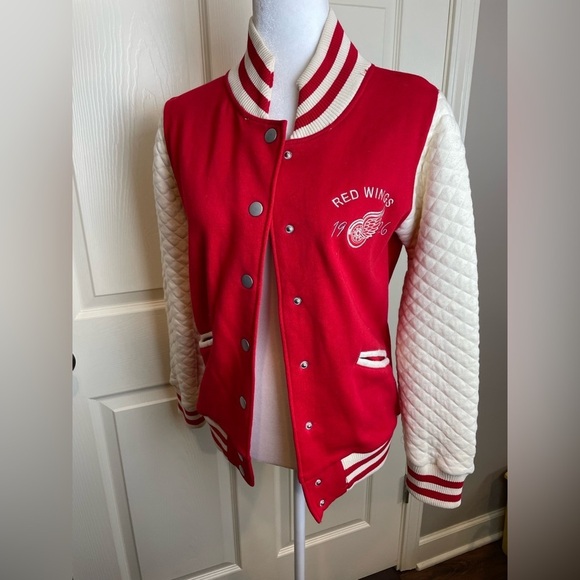 Detroit Red Wings old Time Hockey Red and White Varsity Jacket - Picture 2 of 12